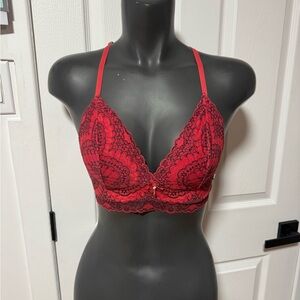 La Vie En Rose Red Lace Bra